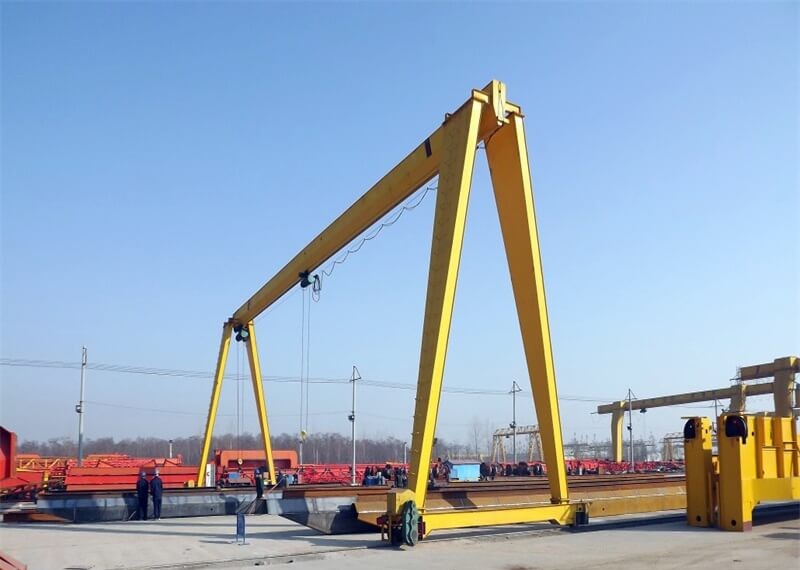 How to run-in and maintain the newly bought crane?