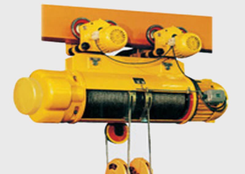 The safe use of low headroom electric hoist