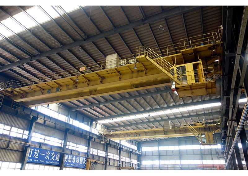 What are the maintenance items of the crane