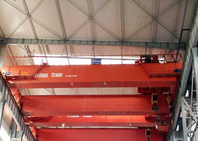 How do I choose the right overhead crane?