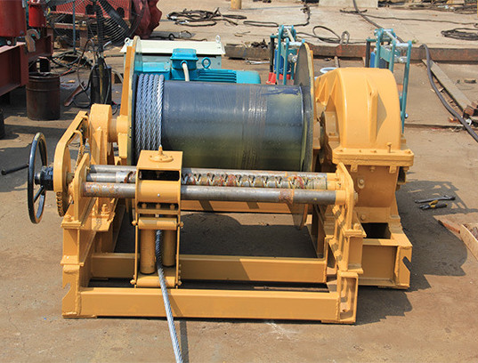 1t Lifting Capacity with 150m Wire Rope Capacity Electric Winch