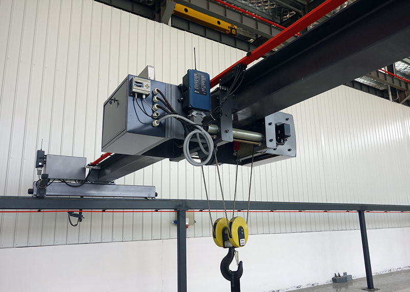 Overhead cab crane