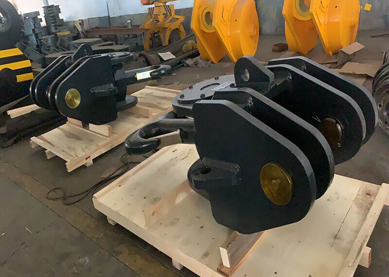 2sets Of 70t Crane Hook Groups For Sale to Poland
