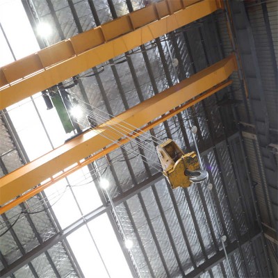 Double Girder Overhead Electric Wire Rope Crane Manufacturer with CE