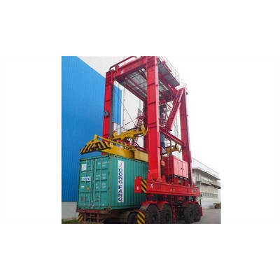 Electric-Powered Container Straddle Carrier – Eco-Friendly & Low Noise