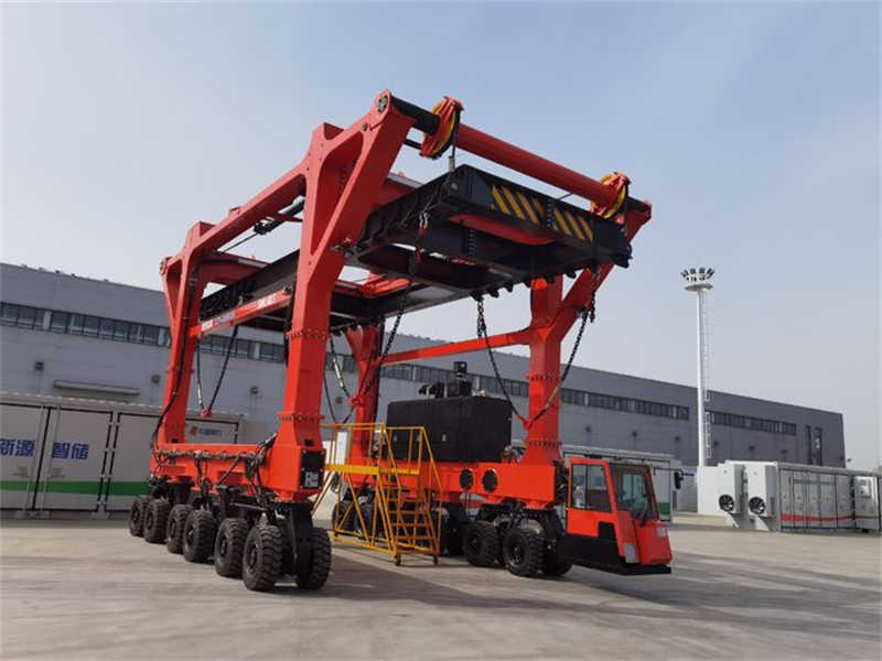 Workshop-Friendly Mobile Straddle Carrier | Customizable for Container Yards