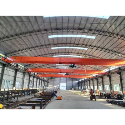Remote-Controlled Single Girder Overhead Crane – Easy Operation & Safety