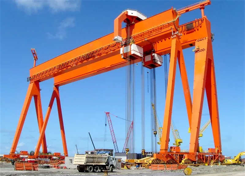 Heavy-Lift Shipbuilding Goliath Crane – Ideal for Hull Block Assembly