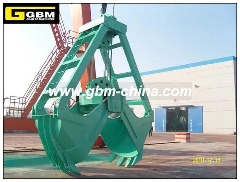 Waterproof Clamshell Grab Submersible Design for Underwater Operations