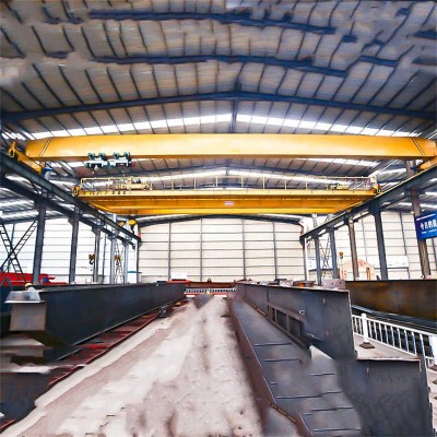 Low-Clearance Single-Girder Overhead Crane with Electric Motor