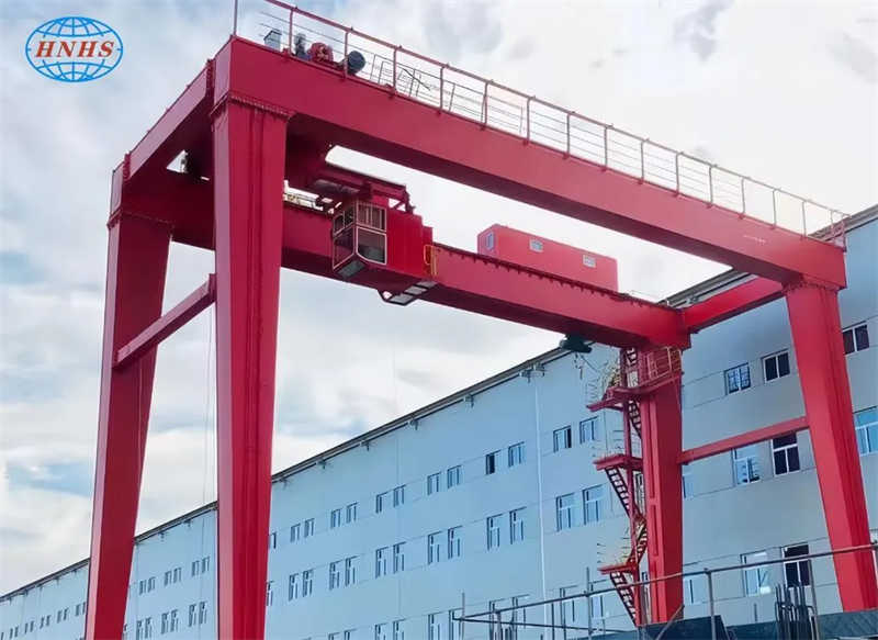 Huasui RMG type double gantry crane for Port with CE certification.