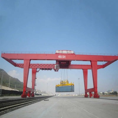 45 Ton Rail-Mounted Container Gantry Crane – Robust Steel Structure