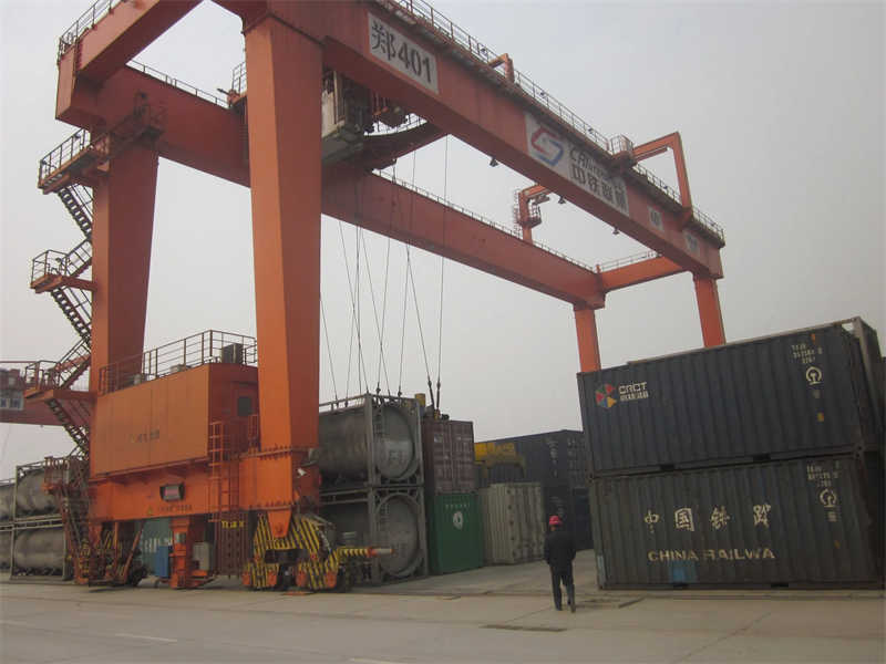 100 Ton Double Girder Gantry Crane – Robust Steel Structure