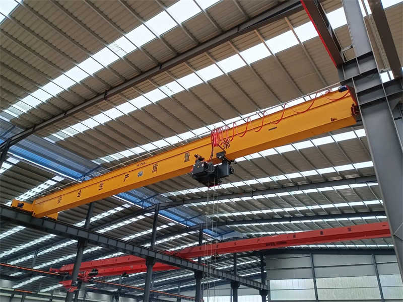 High Lifting Capacity 20 Ton Double Girder Overhead Crane – Motorized Trolley