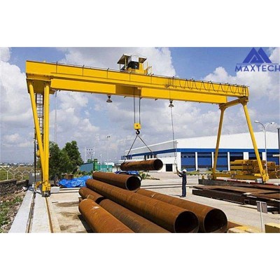 800 Ton Shipyard Gantry Crane Heavy Hull Section Lifting for Ship Construction