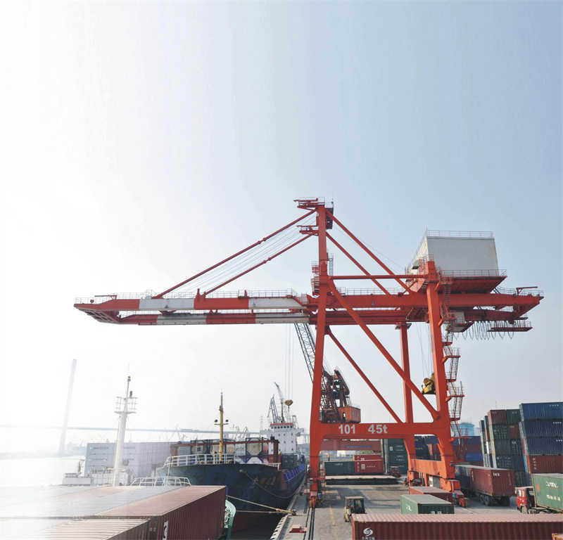 150 Ton Electric STS Gantry Crane Energy-Efficient Ship Loader/Unloader System