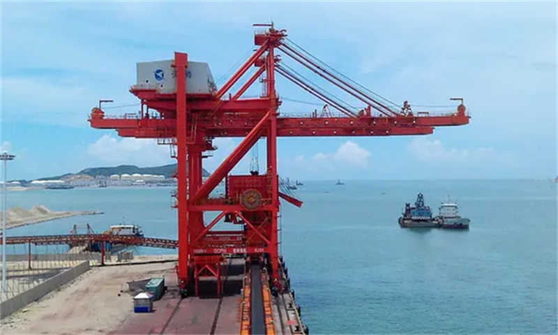 150 Ton Electric STS Gantry Crane Energy-Efficient Ship Loader/Unloader System