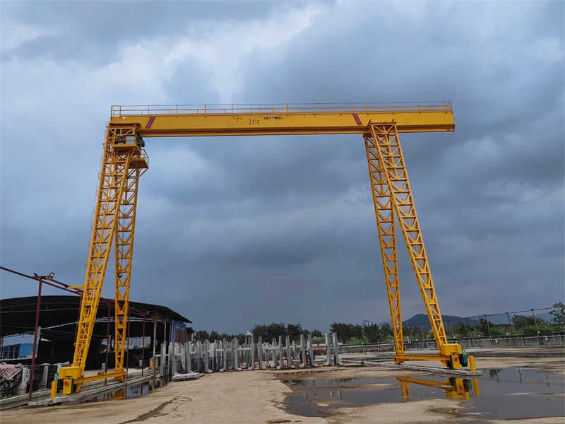 20T Single Girder Outdoor Gantry Crane Robust Steel Structure European Safety