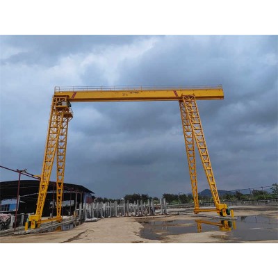 20T Single Girder Outdoor Gantry Crane Robust Steel Structure European Safety
