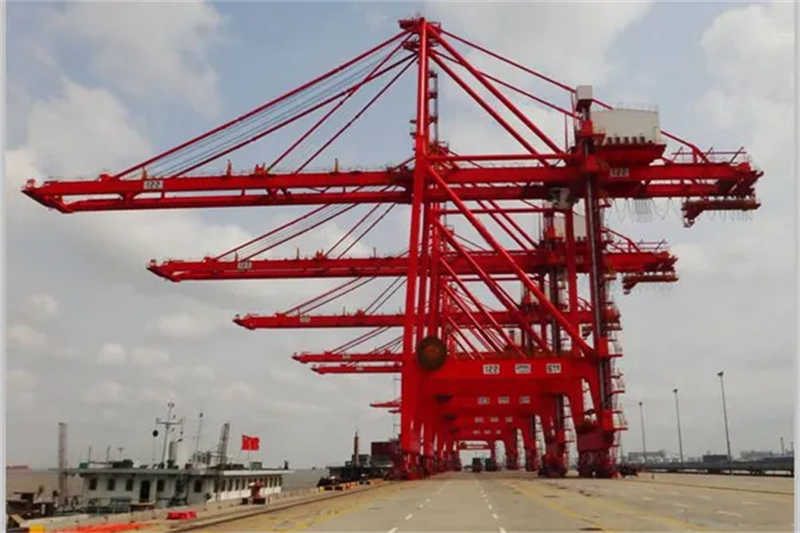 Port Authority Ship to Shore STS Crane - Container Handling Machinery