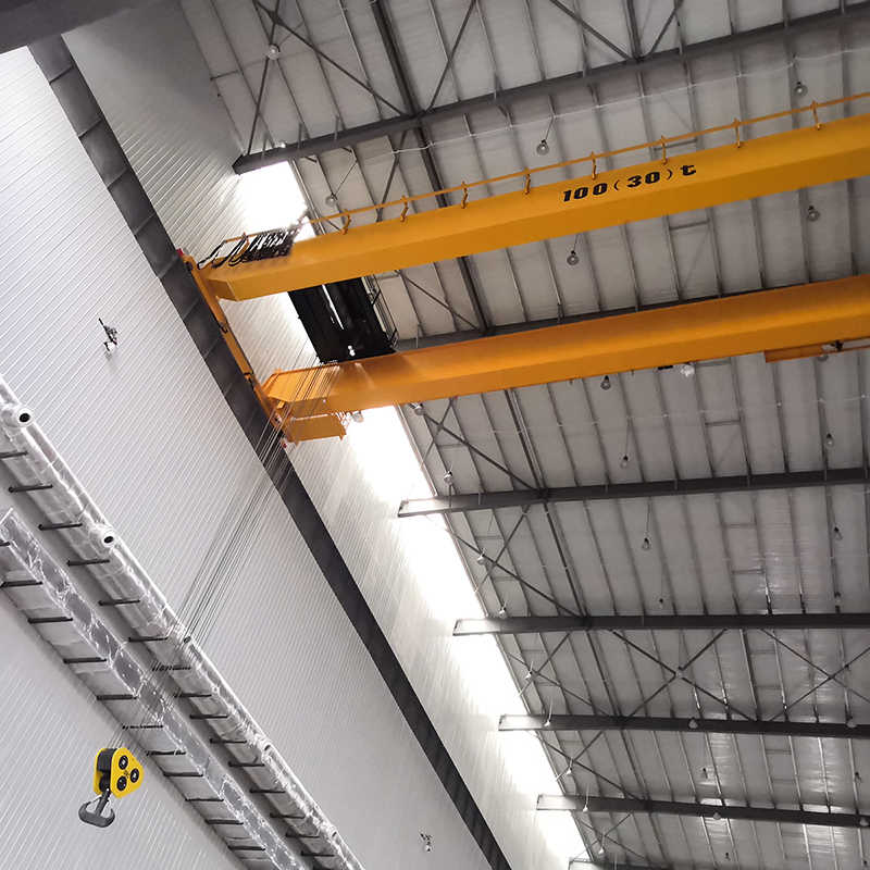 5 Ton CE Certified Double Girder Overhead Crane Compact Design High Stability