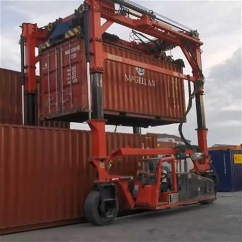 SPEO Straddle Carrier - Most Cost-Effective Solution for 20-45ft Containers