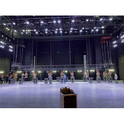 Powerful Electric Hoist for Heavy Loads and Construction Tasks