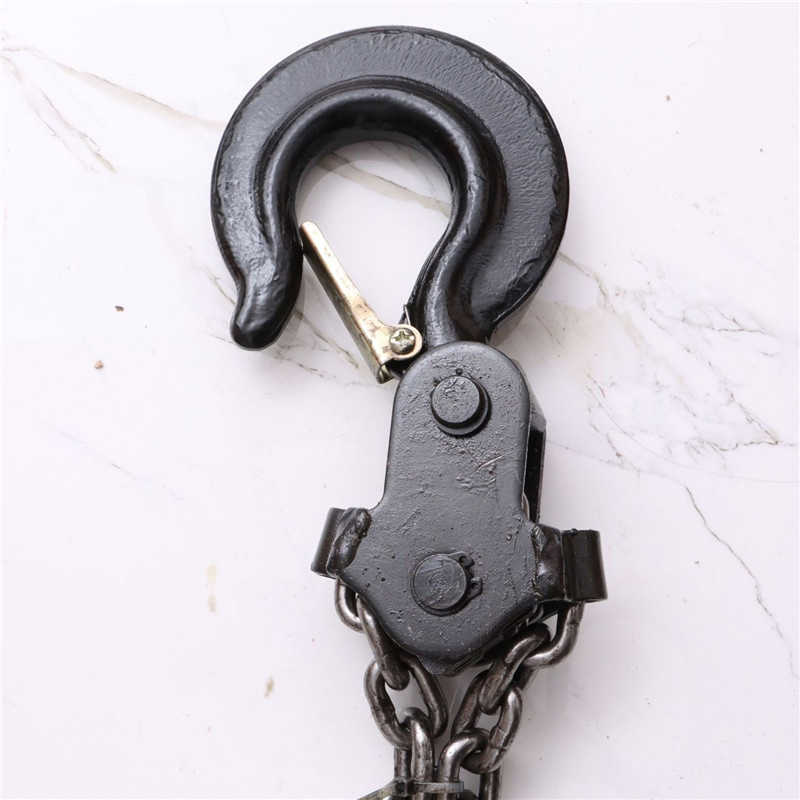 1 Ton Mini Chain Block - Manual Lever Hoist for Light Lifting