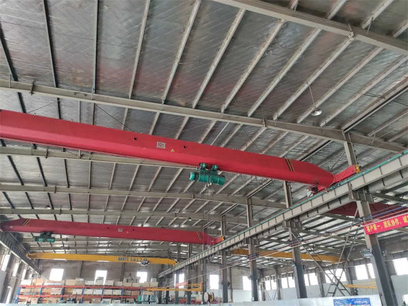 Low Headroom Single Girder Overhead Crane for Compact Workspaces