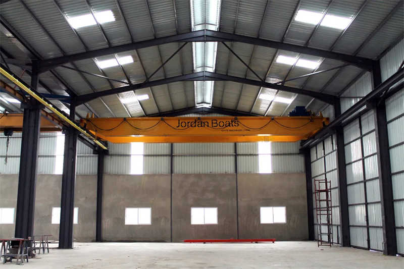3-15 Ton Single Girder Crane with Remote Control & Anti-Sway System