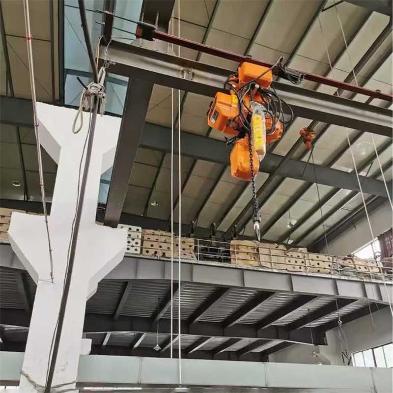 0.5-5Ton Portable Electric Chain Hoist Lightweight Design Easy Installation