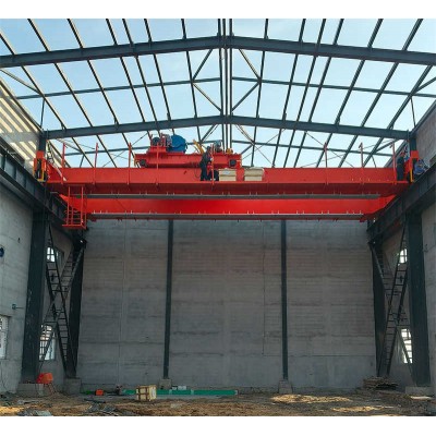 Heavy Load Double Girder Bridge Crane – 200~550 Ton for Ports & Shipyards