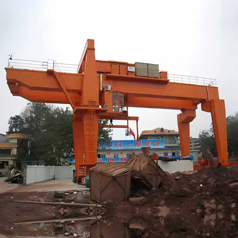 Double Girder Gantry Crane with European Standard Hoist 20/32 Ton Capacity