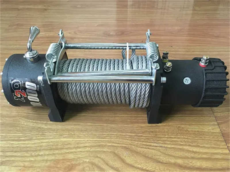 Self Recovery 4X4 Electric Winch 12000lbs with Metal Control Box