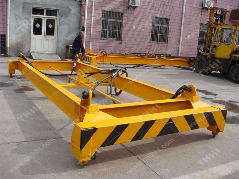 Industrial Semi Automatic Container Spreader 20 / 40 Feet