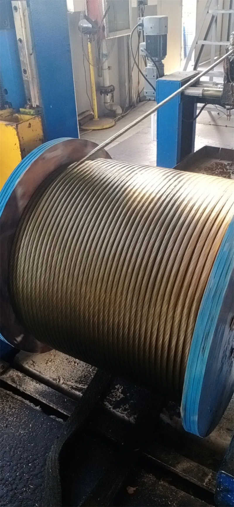 High Tension 0.5mm 0.6 mm 5mm 16mm Steel Wire Rope Price