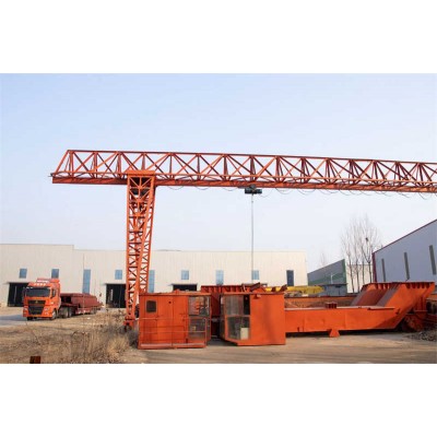 China Manufactured Windproof 20t Truss Girder Gantry Crane with Two Hoists