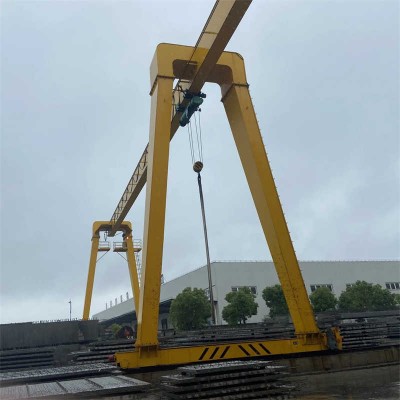 10 Ton Outdoor Rail Mounted Gantry Crane Price with Electric Hoist