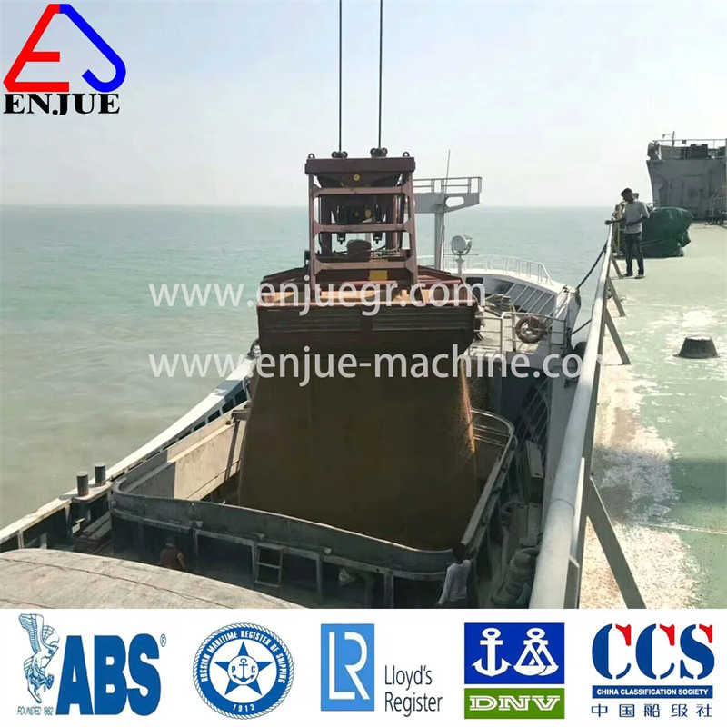 Wireless Remote Control Grab for Efficiently Grabbing Bulk Materials