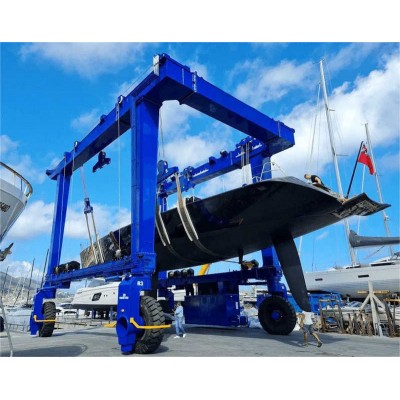 Compact 5-Ton Boat Hoist Crane | Ideal for Small Marinas & Sailboats