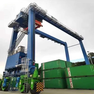Rtg Yacht Handling Machine Rubber Tire Crane Mobile Ship Loading
