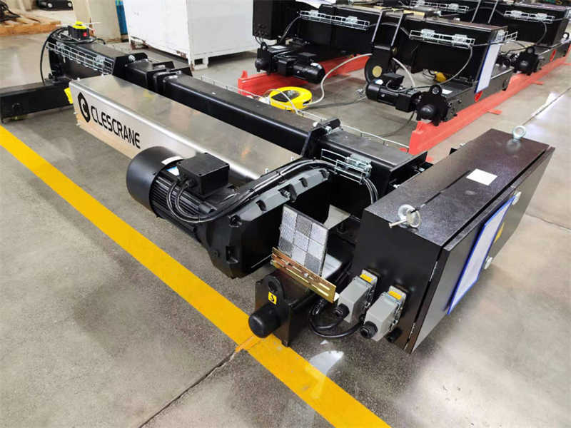 Low Headroom Electric Wire Rope Hoist for Cranes | CH Series, 1-20 Ton