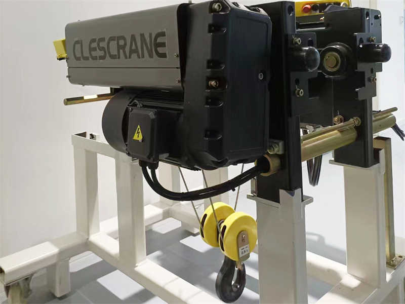 Precision Electric Wire Rope Hoist for Single Girder Use | 1-25 Ton, CH Series