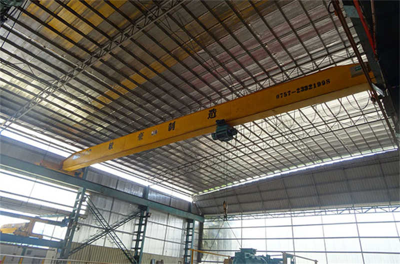 8 meter span single beam EOT crane with 5 ton capacity