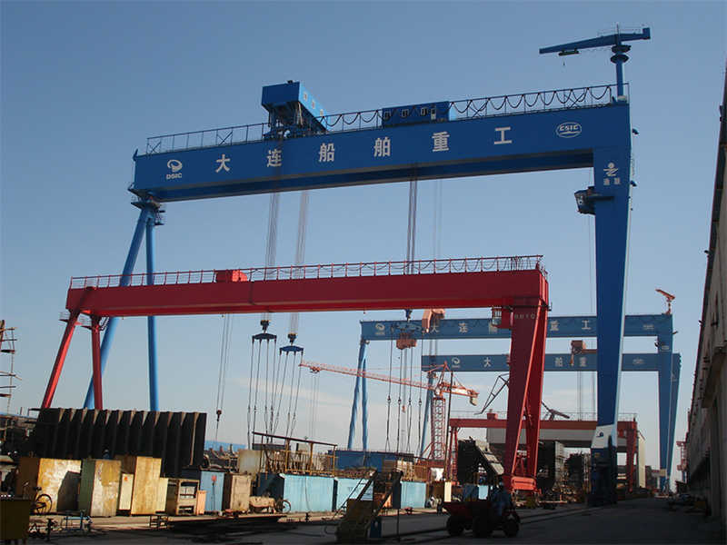 Versatile Gantry Crane Systems for Industrial Manufacturing Workshops