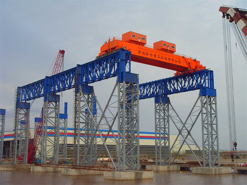 High Capacity Double Girder Crane System for Demanding Workshop Tasks