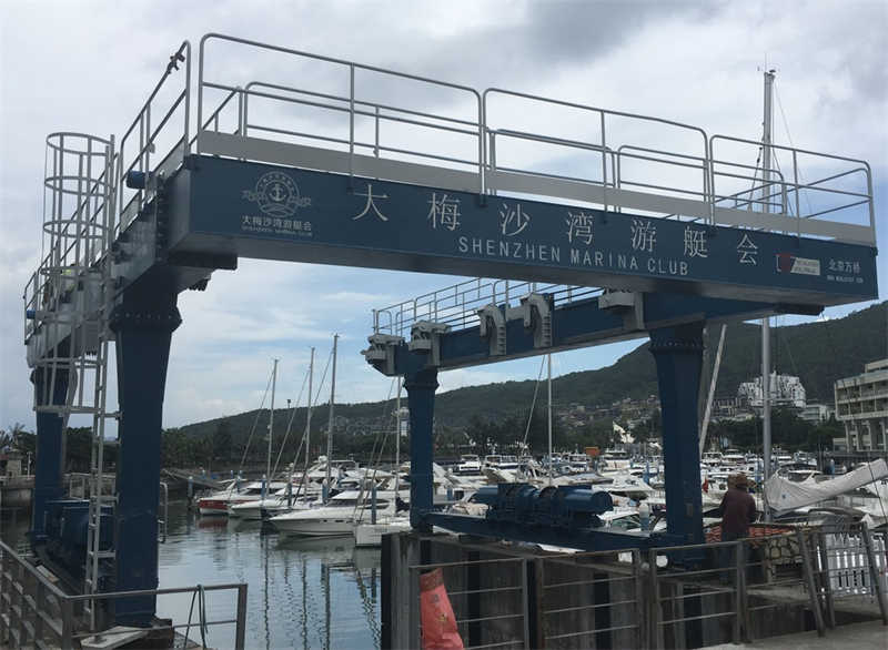 Safe and Certified Marine Hoists for Shipbuilding and Port Facilities