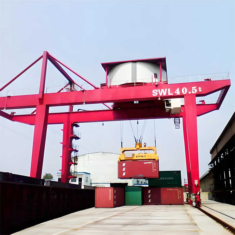 Maneuverable Rubber Tired Gantry Crane for Container Rearrangement