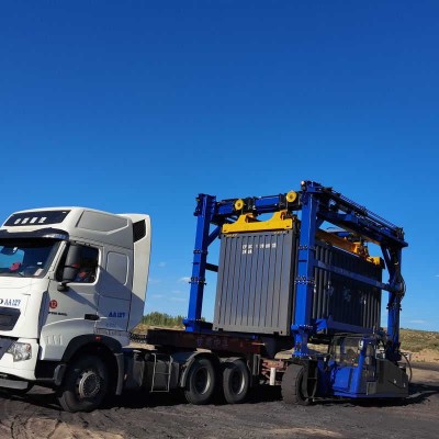 50t Autonomous Electric Straddle Carrier with Smart Navigation