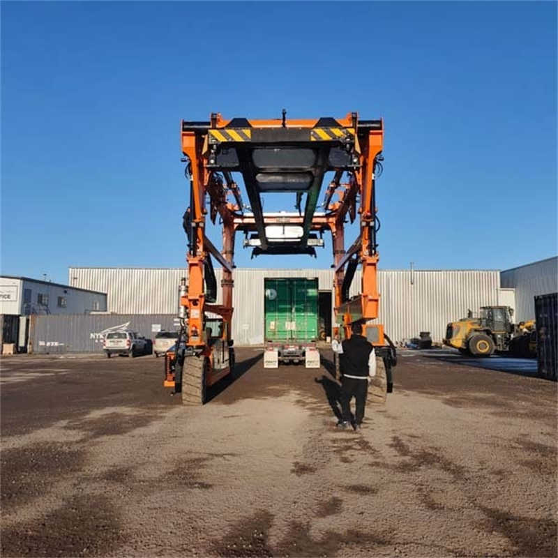 60t Lithium Battery Powered Straddle Carrier with Fast Charging